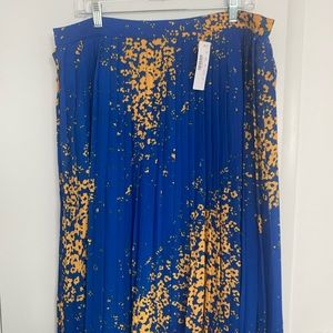 J crew pleated skirt